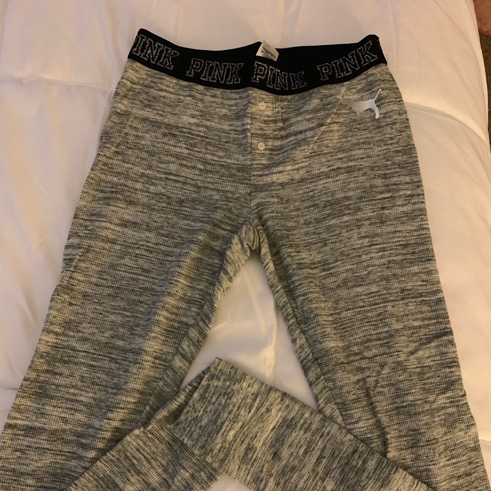 Victoria’s Secret pink leggings